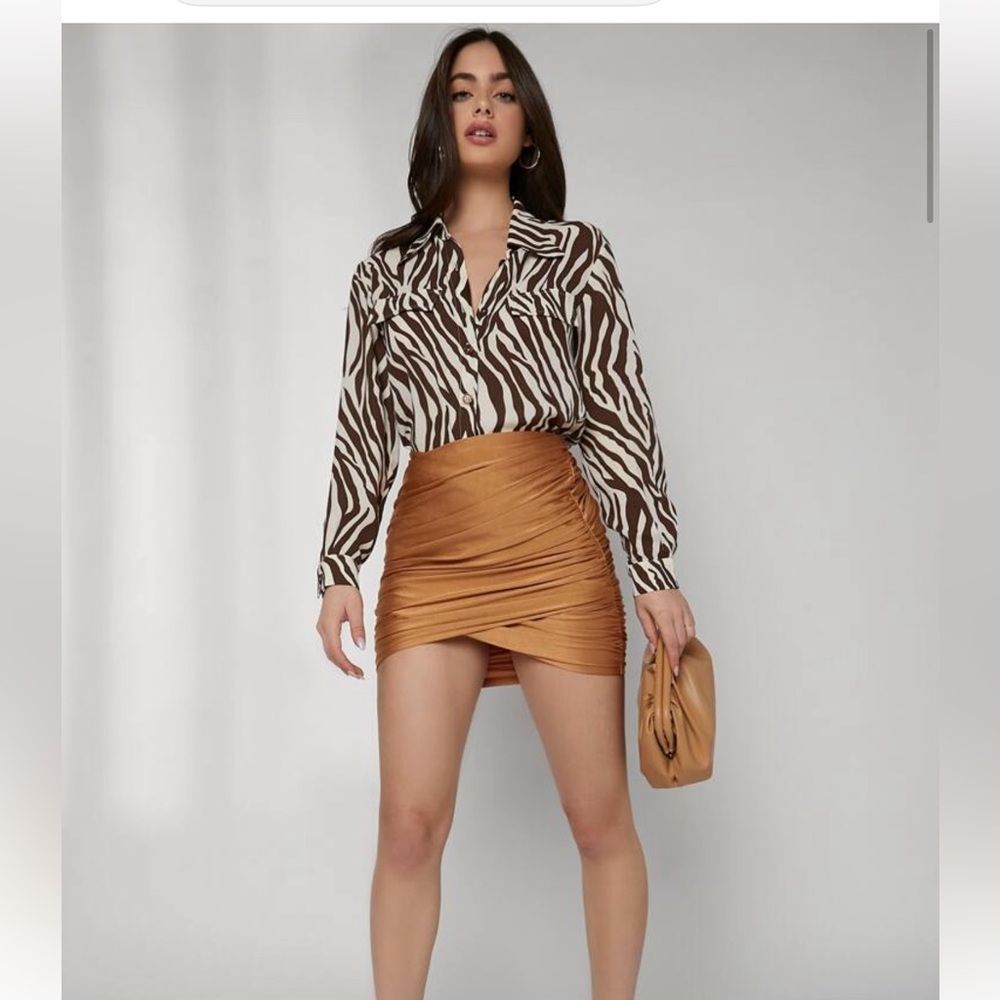 Elegant bronze Skirt